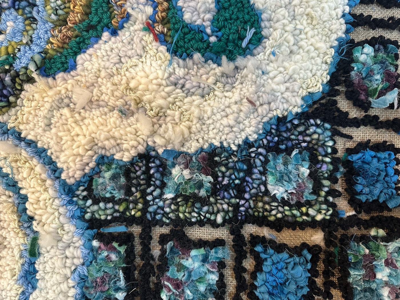 Finishing touches on your hooked rug, Thursday Live: Episode 179