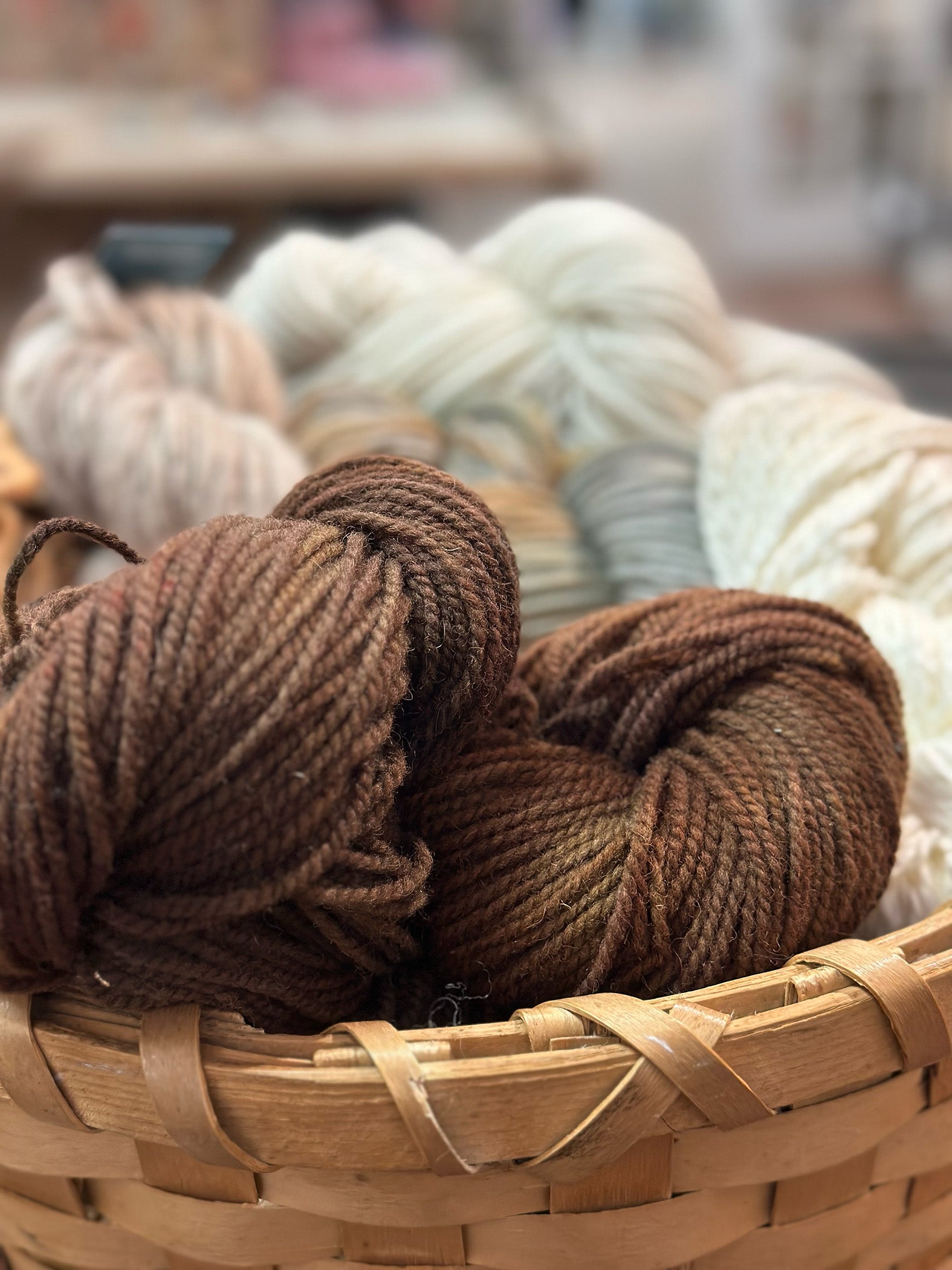 How to choose a neutral palette for rug hooking, Episode 126: Thursday Live