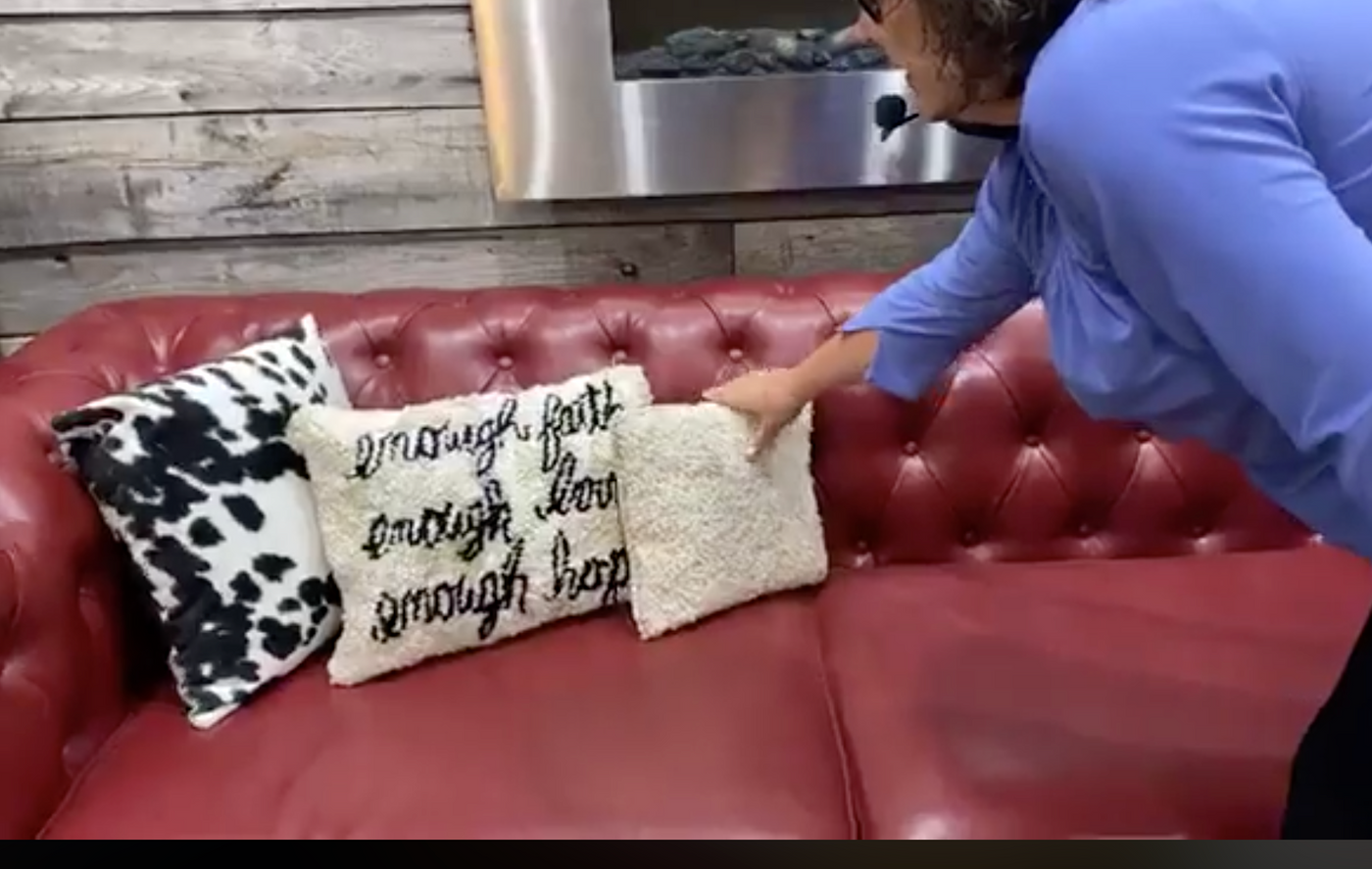 How to turn a hooked rug into a pillow