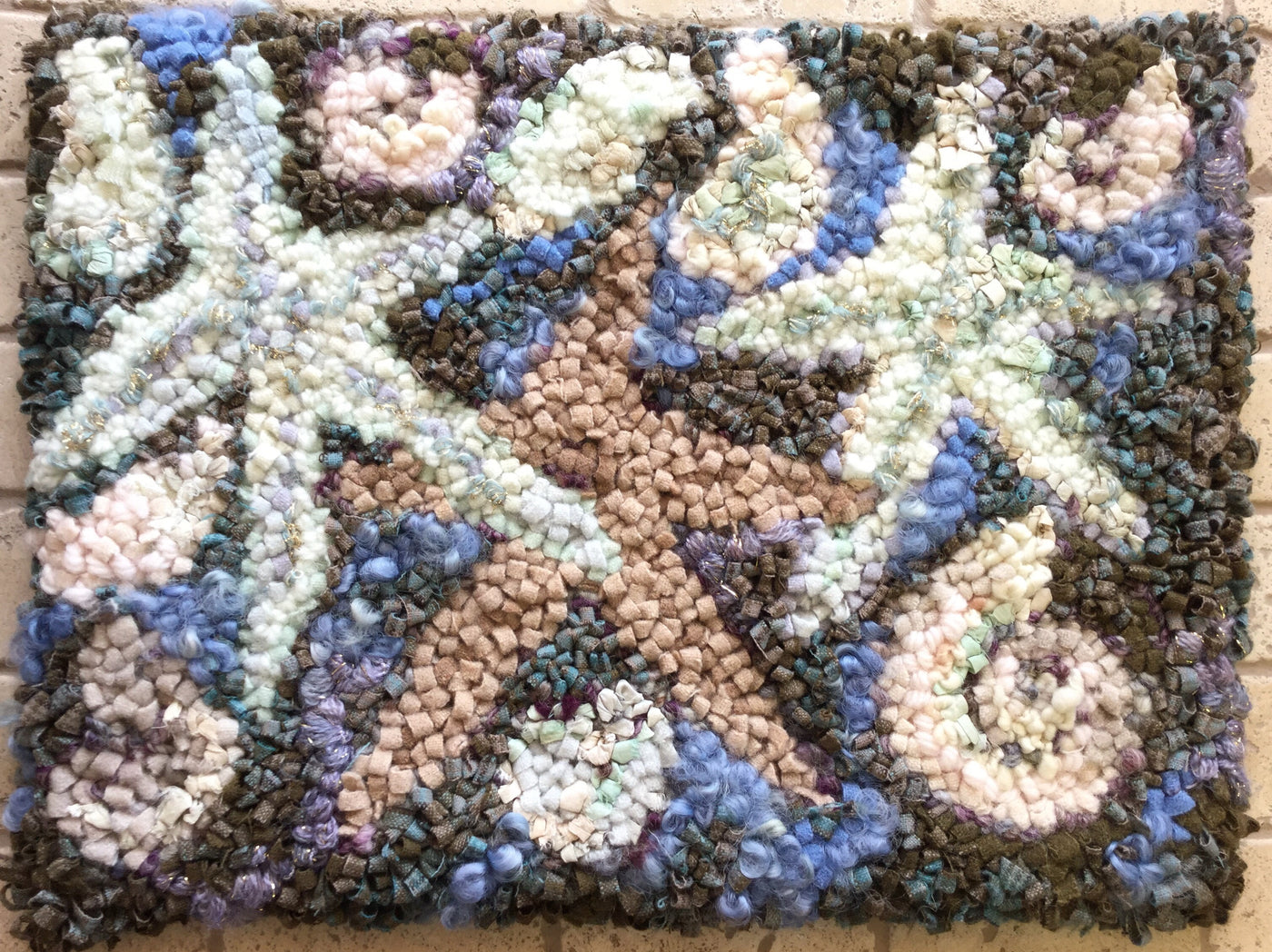 Starfish and Seashells Pattern of the Month: Hooked by Denise