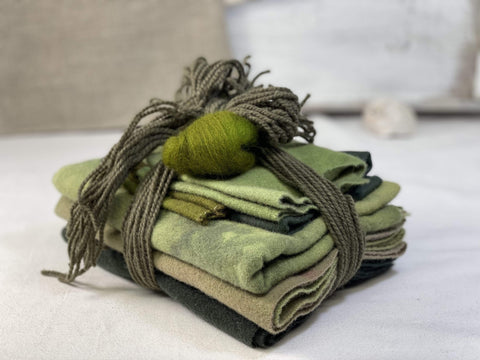 Wool Bundle - Rocky Greys – Deanne Fitzpatrick Rug Hooking Studio